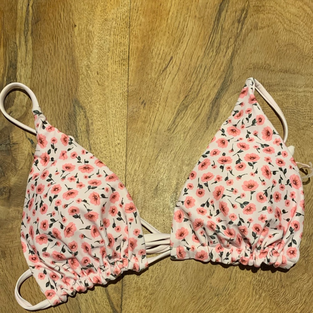 Never worn reversible pink and floral bikini top